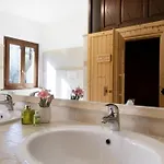 Villa Elicriso オルビア